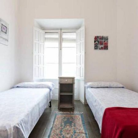 Apartamentos Rg Arenal Sevilha Quarto foto