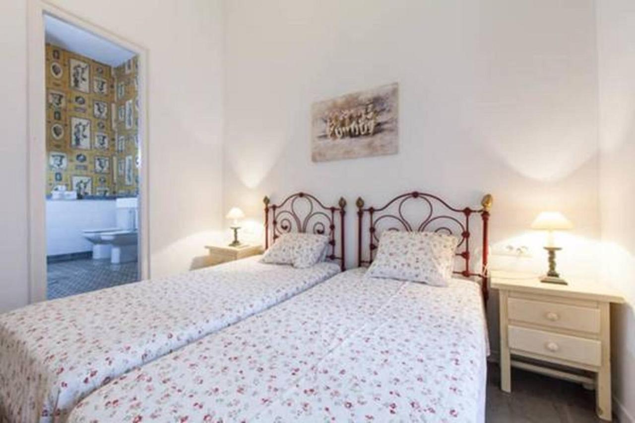 Apartamentos Rg Arenal Sevilha Quarto foto