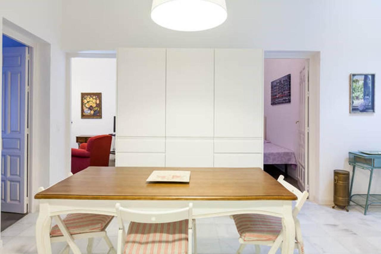 Apartamentos Rg Arenal Sevilha Quarto foto