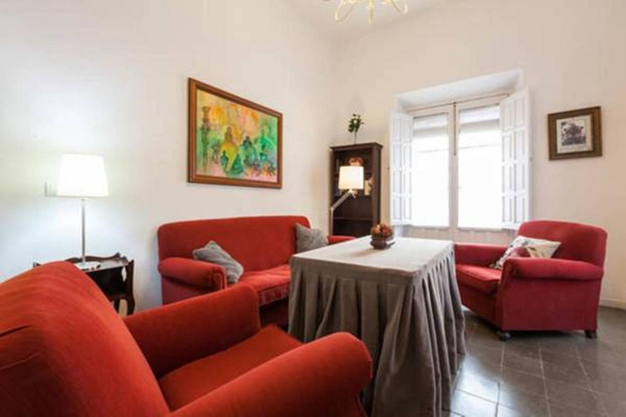 Apartamentos Rg Arenal Sevilha Quarto foto