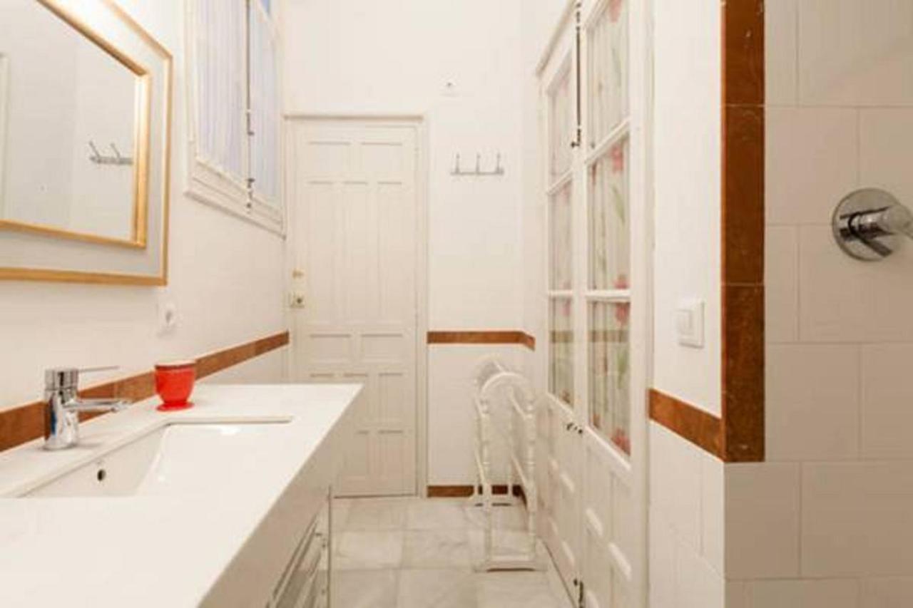 Apartamentos Rg Arenal Sevilha Quarto foto
